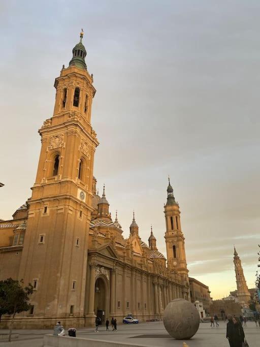 Acogedor Apartamento Con Acabados Primera Calidad Zaragoza Exterior foto